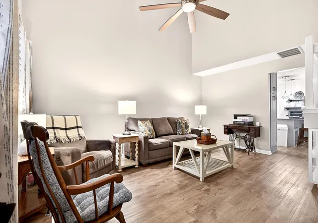 Photo 4 of Townhouse for sale at 300 Yellow Hawthorn Cir, Summerville, SC 29483 | MLS# 26016714 | Listing updated on 2026-09-18