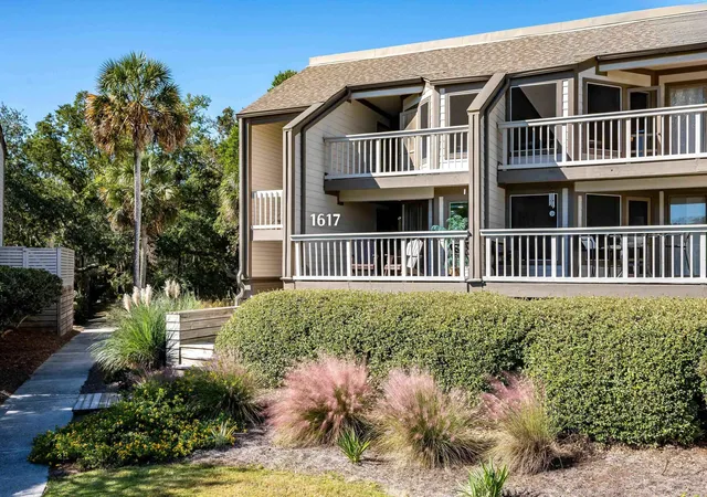 Townhouse for sale at 1617 Live Oak Park, Johns Island, SC 29455 | MLS# 26029457
