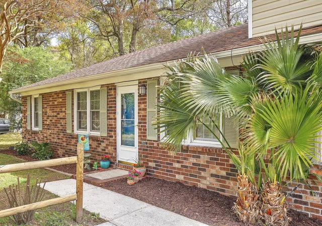 4th image of 1152 Bradford Ave, Charleston, SC 29412 | MLS# 26010615