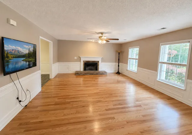 image of 207 Fernwood Dr, Moncks Corner, SC 29461 | MLS# 26022971