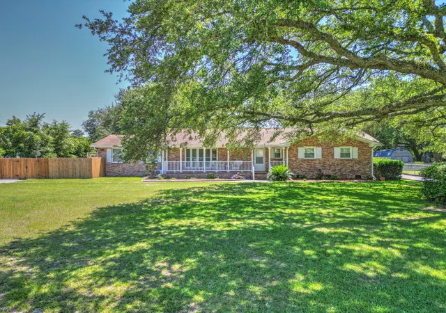 2nd image of 1941 Varner St, Summerville, SC 29486 | MLS# 26016562