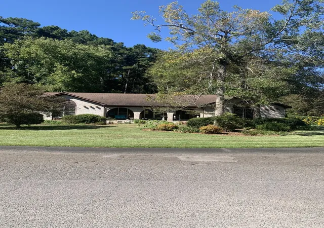 Single family home for sale at 201 Red Fox Run, Summerville, SC 29485 | MLS# 26028996