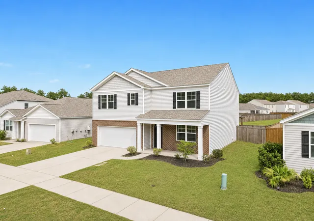 Photo 2 of Single family home for sale at 368 Lake Ridge Blvd, Summerville, SC 29486 | MLS# 26022007 | Listing updated on 2026-09-04