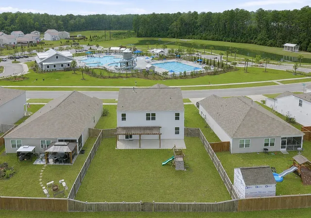 Photo 3 of Single family home for sale at 368 Lake Ridge Blvd, Summerville, SC 29486 | MLS# 26022007 | Listing updated on 2026-09-04