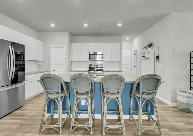 image of 548 Spanish Wells Rd, Summerville, SC 29486 | MLS# 26011310