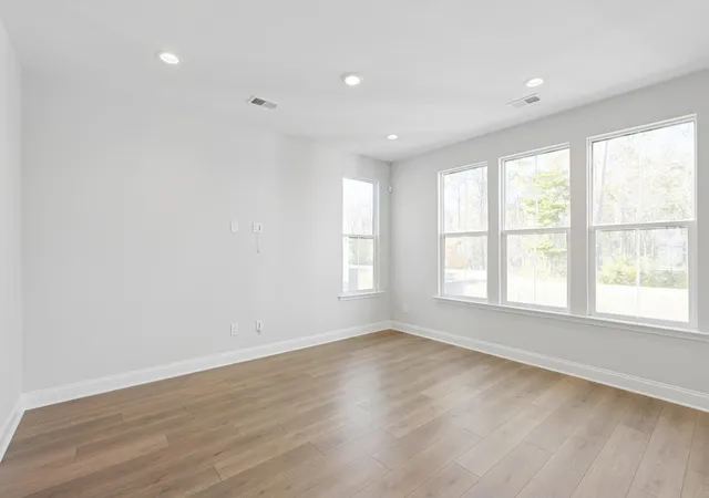 Photo 3 of Sale Pending at 164 Claret Cup Way, Charleston, SC 29414 | MLS# 25032128 | Listing updated on 2026-08-04