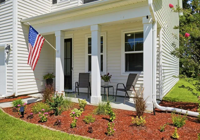 image of 808 Neosho Ct, Moncks Corner, SC 29461 | MLS# 26023008