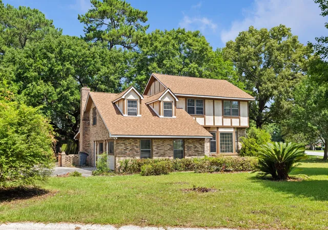 Photo 1 of Single family home for sale at 8113 Waltham Rd, Charleston, SC 29406 | MLS# 26022232 | Listing updated on 2026-08-15