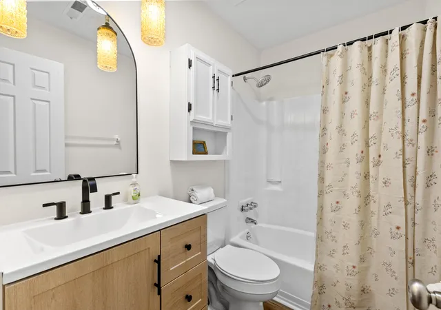 Photo 3 of Single family home for sale at 8113 Waltham Rd, Charleston, SC 29406 | MLS# 26022232 | Listing updated on 2026-08-15