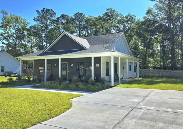 Homes for sale in Hollywood, SC | 6515 Hwy 162, Hollywood, SC 29449 | MLS# 26019665