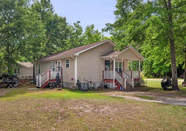 Homes for sale in Johns Island, SC | 1104 Revelation Ct, Johns Island, SC 29455 | MLS# 26015871