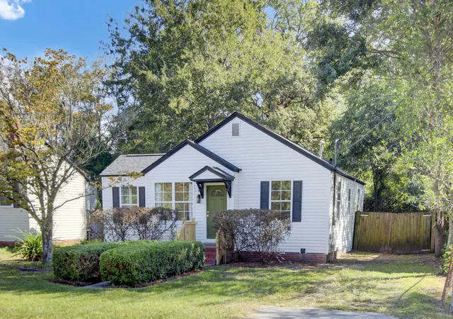 3rd image of 4758 Aster Dr, North Charleston, SC 29405 | MLS# 26019201