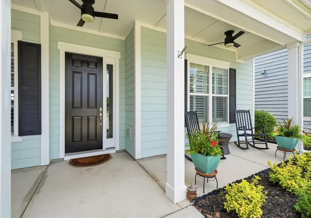 Photo 3 of Single family home for sale at 511 Tidewater Chase Ln, Summerville, SC 29486 | MLS# 26023276 | Listing updated on 2026-08-26