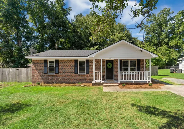 image of 107 Hill Ct, Moncks Corner, SC 29461 | MLS# 26022804