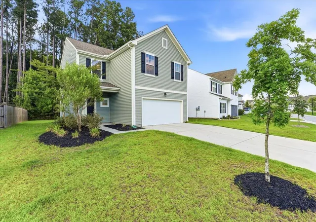 Homes for sale in Summerville, SC | 606 Snow Owl Dr, Summerville, SC 29486 | MLS# 26017508