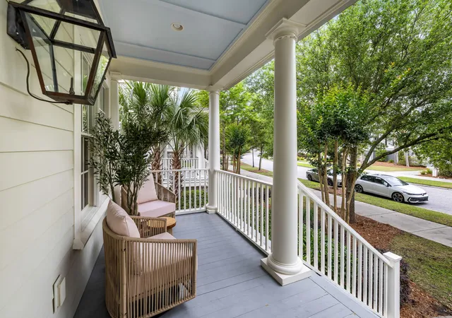 Homes for sale in Charleston, SC | 302 Island Park Dr, Charleston, SC 29492 | MLS# 26012656