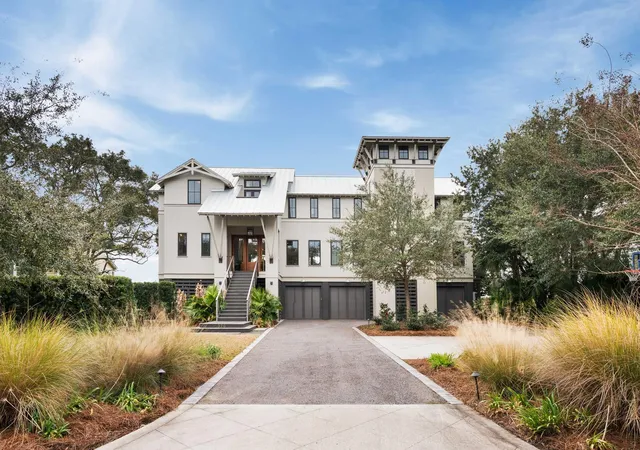 1st image of 370 Schweers Ln, Mount Pleasant, SC 29464 | MLS# 26021843