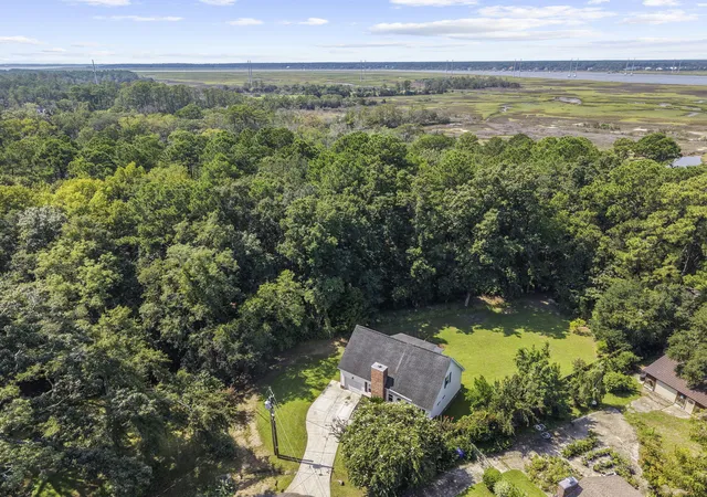 Photo 3 of Single family home for sale at 651 Semaht St, Charleston, SC 29412 | MLS# 26024427 | Listing updated on 2026-09-15