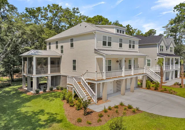 Photo 3 of Single family home for sale at 1416 Dahlia Rd, Mount Pleasant, SC 29464 | MLS# 26020911 | Listing updated on 2026-09-14