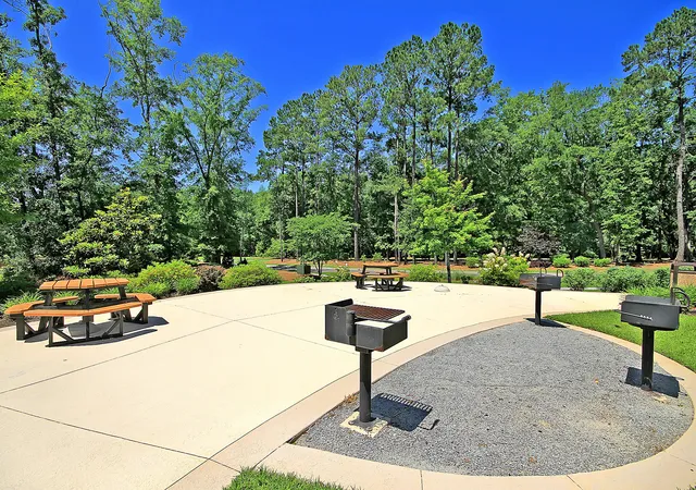 Homes for sale in Ladson, SC | 9831 Black Tupelo Ln, Ladson, SC 29456 | MLS# 26017248