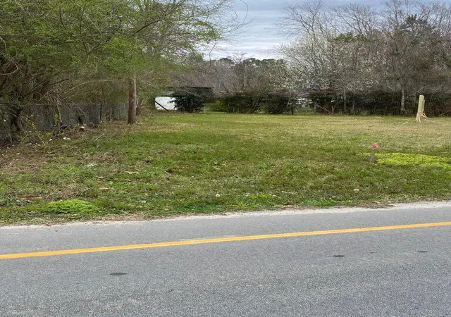 Photo 2 of Land for sale at 114 Magnolia St, Bonneau, SC 29431 | MLS# 26006174 | Listing updated on 2026-10-05