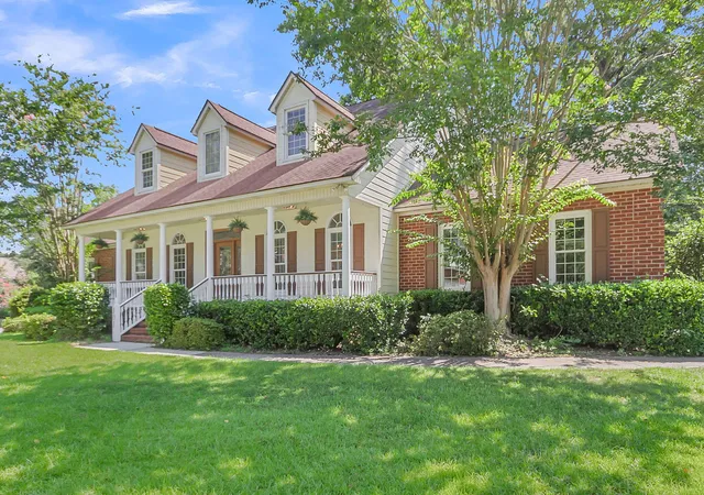 Photo 1 of Single family home for sale at 101 Batavia Ct, Goose Creek, SC 29445 | MLS# 26020660 | Listing updated on 2026-08-19
