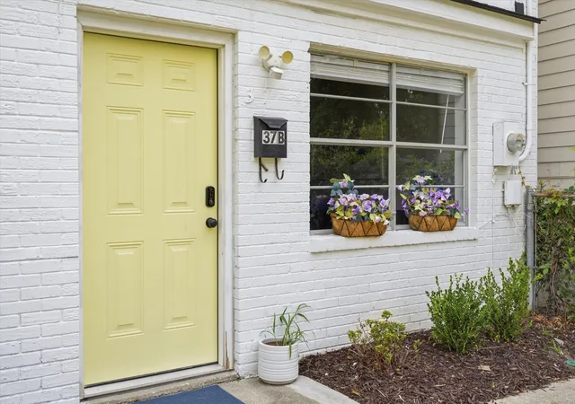 Photo 3 of Townhouse for sale at 37 F St #B, Charleston, SC 29403 | MLS# 26022975 | Listing updated on 2026-08-13