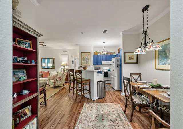 4th image of 60 Fenwick Hall Aly #Apt 912, Johns Island, SC 29455 | MLS# 26023110