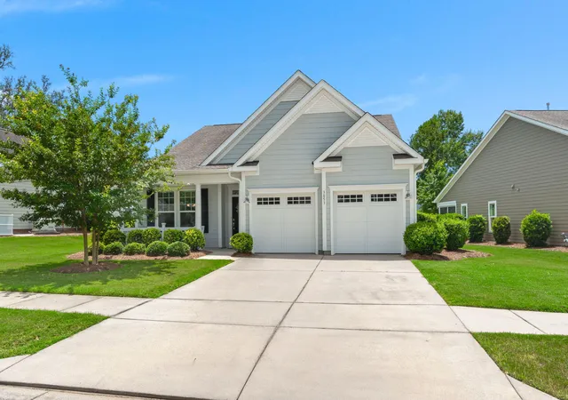 Photo 1 of Single family home for sale at 3053 Cross Vine Ln, Summerville, SC 29483 | MLS# 26021011 | Listing updated on 2026-10-01