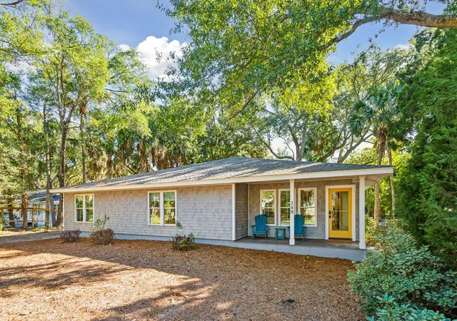 Photo 3 of Single family home for sale at 248 Forest Trl, Isle Of Palms, SC 29451 | MLS# 26016730 | Listing updated on 2026-08-17