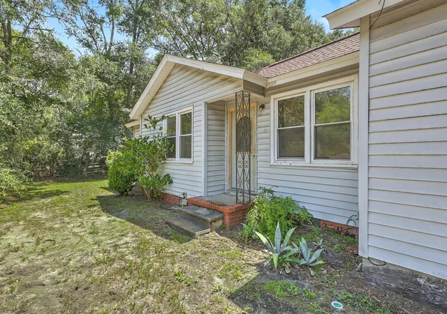 4th image of 1011 Leonard Dr, Johns Island, SC 29455 | MLS# 26021594