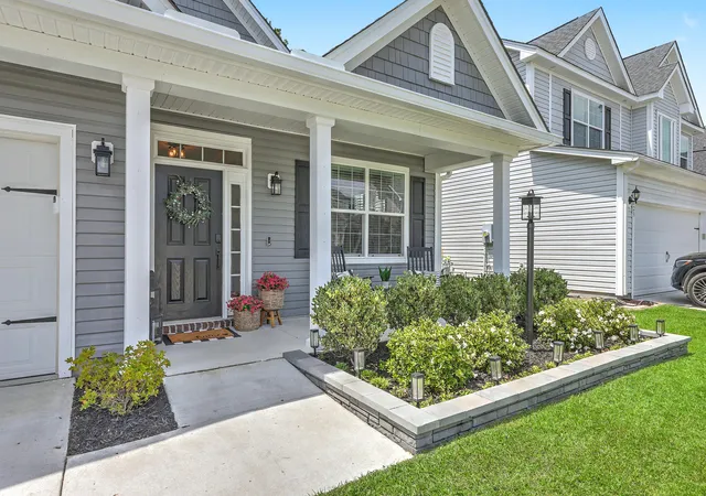 Photo 4 of Sale Pending at 621 Pendleton Dr, Moncks Corner, SC 29461 | MLS# 26024179 | Listing updated on 2026-09-30