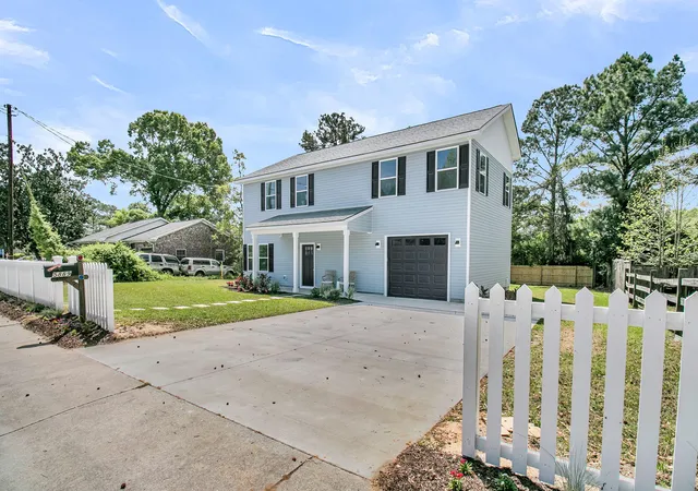 Homes for sale in Hanahan, SC | 5889 N Rhett Ave, Hanahan, SC 29410 | MLS# 26009394