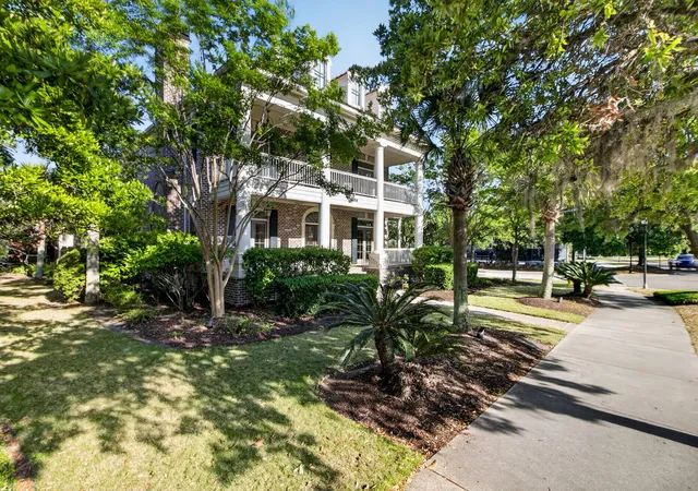 Homes for sale in Daniel Island, SC | 659 Island Park Dr, Daniel Island, SC 29492 | MLS# 26012085