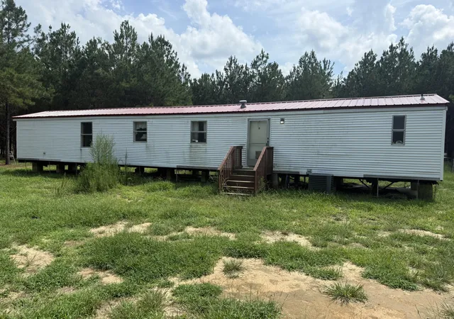 2nd image of 187 Tiny Ln, Smoaks, SC 29481 | MLS# 26022128