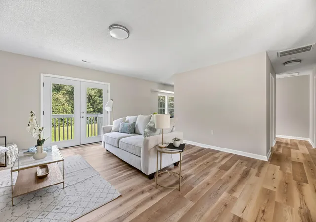 Photo 4 of Single family home for sale at 6792 Columbia Rd, Saint Matthews, SC 29135 | MLS# 26023478 | Listing updated on 2026-09-03
