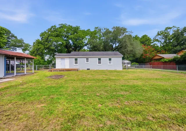3rd image of 114 Groves St, Walterboro, SC 29488 | MLS# 26022428