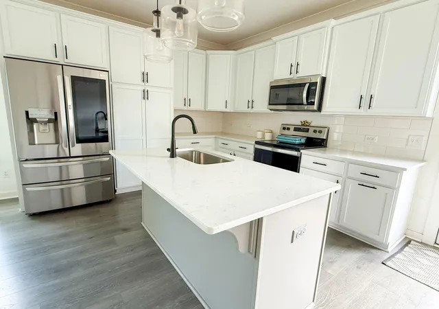 Photo 3 of Single family home for sale at 1003 British Dr, Moncks Corner, SC 29461 | MLS# 26007391 | Listing updated on 2026-09-15