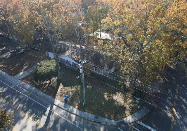Photo 2 of Multi family home for sale at 969 Harbor View Rd, Charleston, SC 29412 | MLS# 25003829 | Listing updated on 2025-12-03