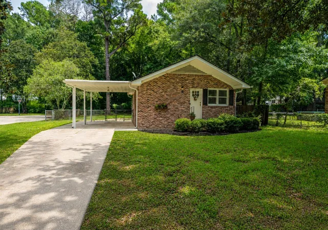 1st image of 118 N Winter St, Moncks Corner, SC 29461 | MLS# 26022355