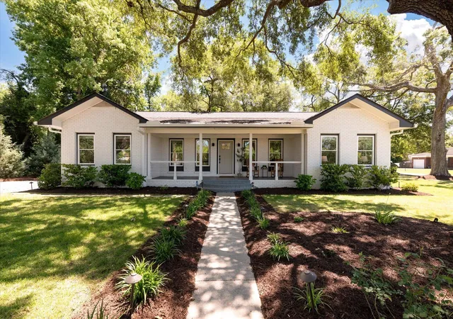 Photo 1 of Single family home for sale at 1634 Ingram Rd, Charleston, SC 29407 | MLS# 26014381 | Listing updated on 2026-09-01