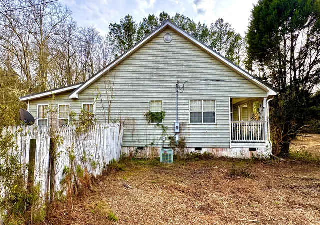 Homes for sale in Saint George, SC | 1735 Hwy 15, Saint George, SC 29477 | MLS# 26005486
