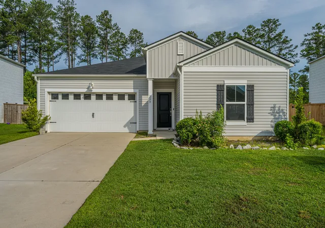 Photo 3 of Single family home for sale at 259 Firewheel Ct, Summerville, SC 29486 | MLS# 26024518 | Listing updated on 2026-09-21