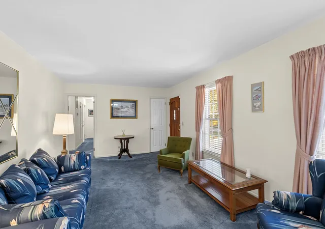 Photo 3 of Single family home for sale at 1318 New Castle St, Charleston, SC 29407 | MLS# 26011467 | Listing updated on 2026-08-19