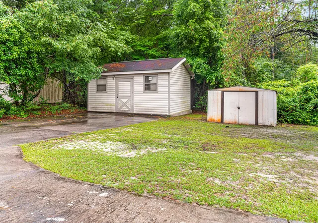 Homes for sale in Orangeburg, SC | 1353 Marshall St, Orangeburg, SC 29118 | MLS# 26015837