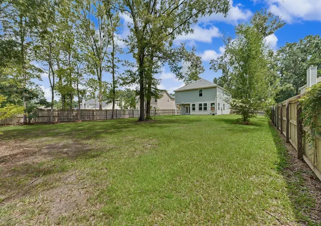 Photo 3 of Single family home for sale at 140a Knight Ave, Summerville, SC 29483 | MLS# 26022573 | Listing updated on 2026-09-05