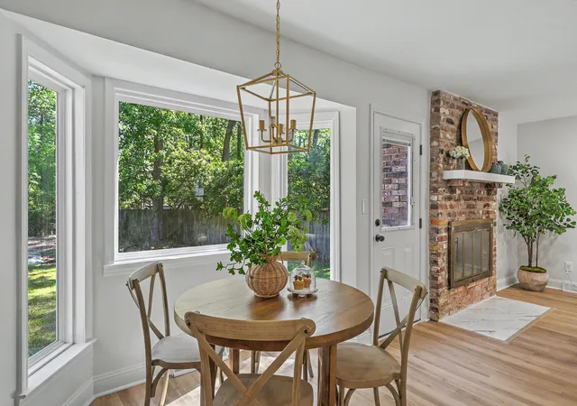 Photo 4 of Single family home for sale at 106 Sweetbriar Rd, Summerville, SC 29485 | MLS# 26014106 | Listing updated on 2026-05-18