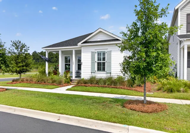 2nd image of 100 Crimson St, Summerville, SC 29486 | MLS# 26021657