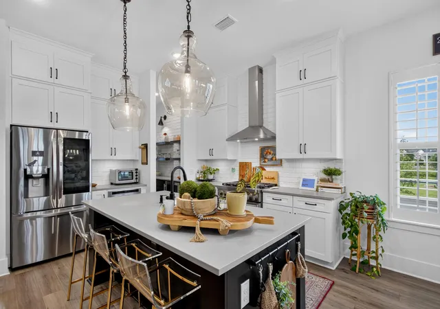 Photo 3 of Single family home for sale at 100 Crimson St, Summerville, SC 29486 | MLS# 26021657 | Listing updated on 2026-10-06