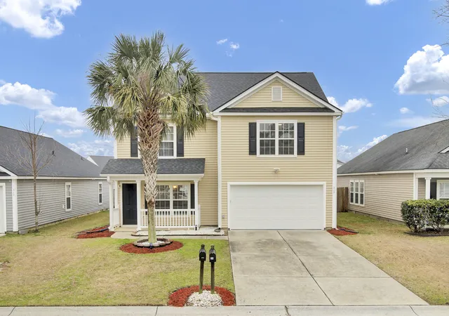 Photo 2 of Single family home for sale at 315 Bradley Bnd Dr, Moncks Corner, SC 29461 | MLS# 26012636 | Listing updated on 2026-09-26
